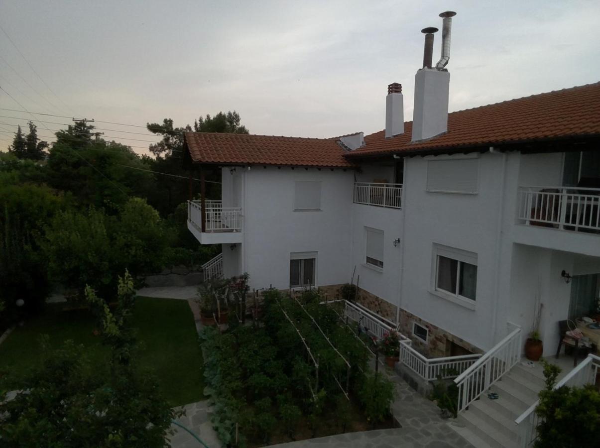 Katerina Rooms Nea Kallikrateia Bagian luar foto